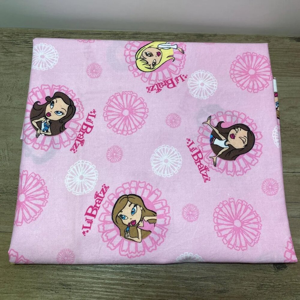 Lil Bratz Sewing Fabric Just Under 1 Yard 2004 Vintage Retired 100% Cotton
